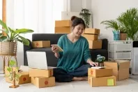 One girl check the gift box