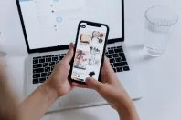 Showing facebook ads in mobile